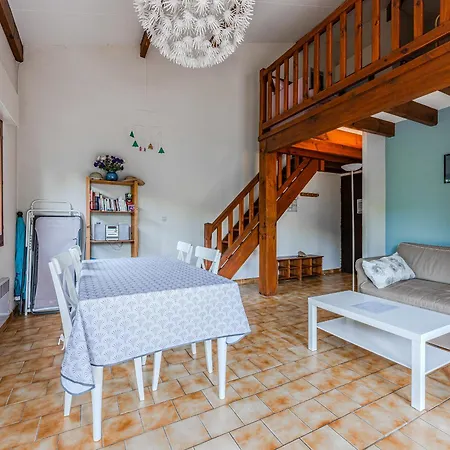 Maison T2 Avec Mezzanine, Jardin Clos, Proche Plage, Quartier Calme, - 4 Personnes - Fr-1-521-73 펜션 *